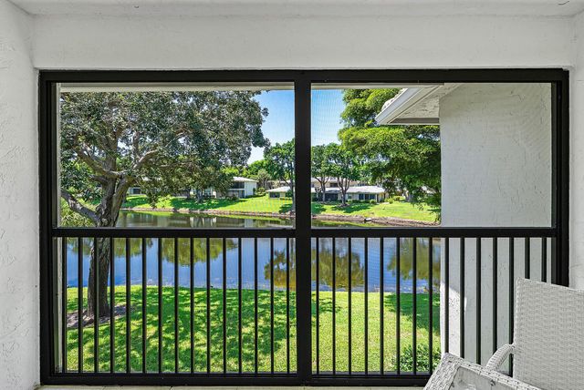 42 STRATFORD Lane W D, Boynton Beach, FL 33436