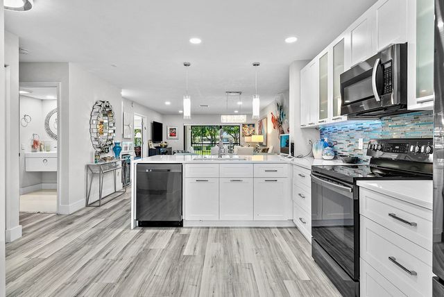 42 STRATFORD Lane W D, Boynton Beach, FL 33436