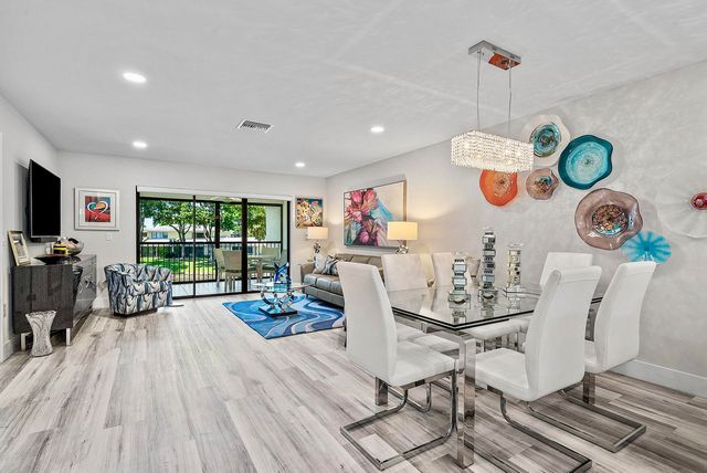 42 STRATFORD Lane W D, Boynton Beach, FL 33436