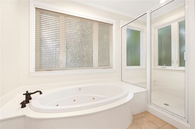 2017 NW Desoto Drive, Bentonville, AR 72712