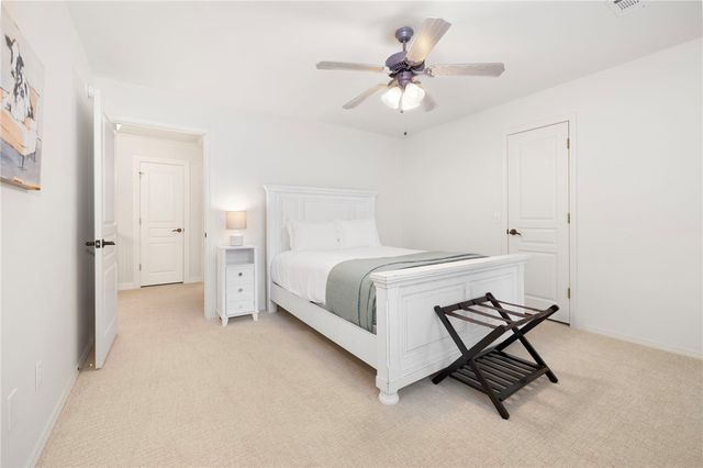 2017 NW Desoto Drive, Bentonville, AR 72712