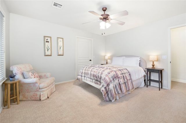 2017 NW Desoto Drive, Bentonville, AR 72712