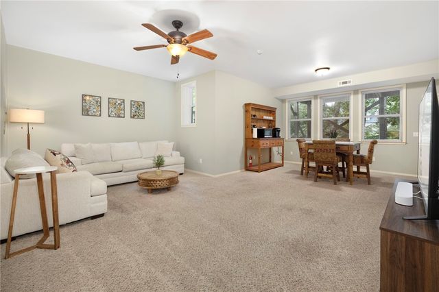 2017 NW Desoto Drive, Bentonville, AR 72712