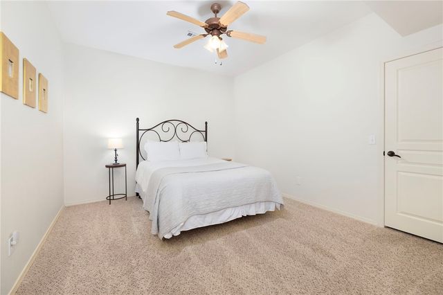 2017 NW Desoto Drive, Bentonville, AR 72712