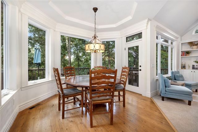 2017 NW Desoto Drive, Bentonville, AR 72712