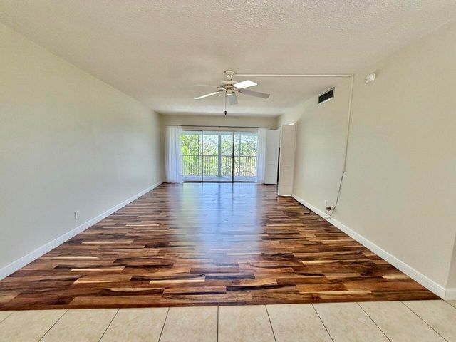 2800 N Palm Aire Drive Unit 404, Pompano Beach, FL 33069