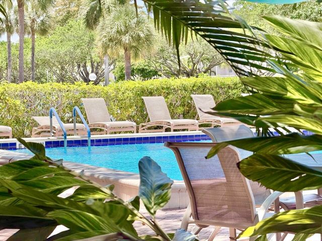 2800 N Palm Aire Drive Unit 404, Pompano Beach, FL 33069