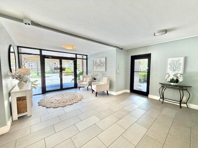 2800 N Palm Aire Drive Unit 404, Pompano Beach, FL 33069
