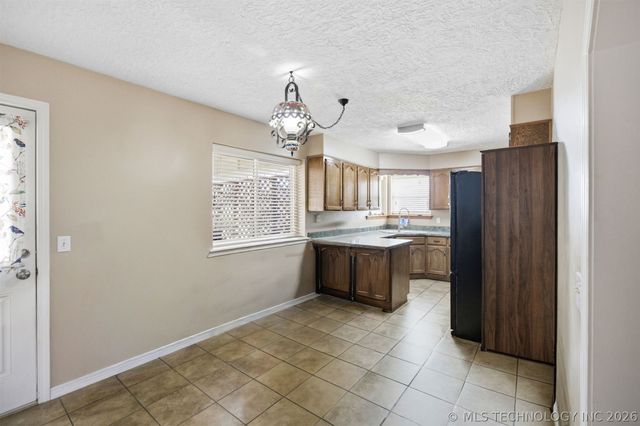 8329 N 118th East Avenue, Owasso, OK 74055