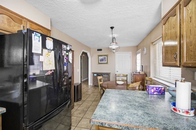 8329 N 118th East Avenue, Owasso, OK 74055