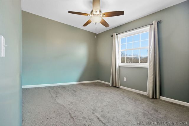 8329 N 118th East Avenue, Owasso, OK 74055