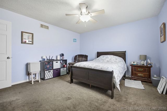 8329 N 118th East Avenue, Owasso, OK 74055