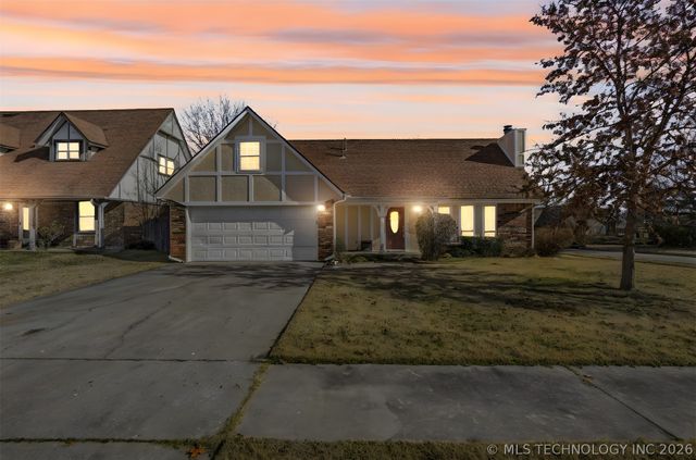 8329 N 118th East Avenue, Owasso, OK 74055