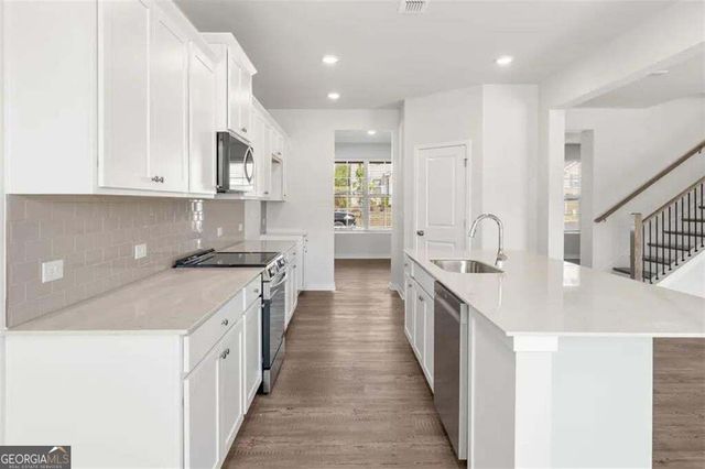 5606 Rosehall Place, South Fulton, GA 30349