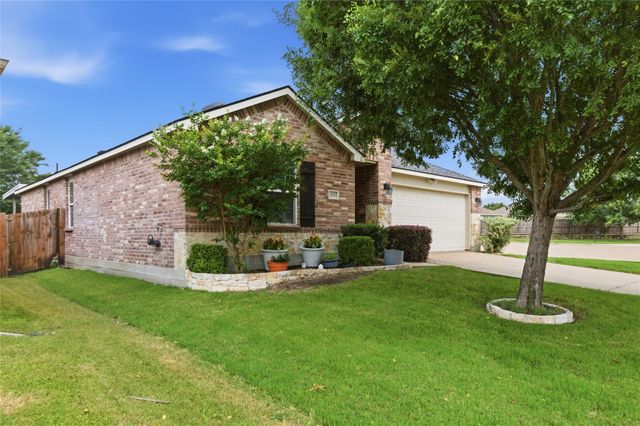 105 Honeysuckle Court, Fate, TX 75189