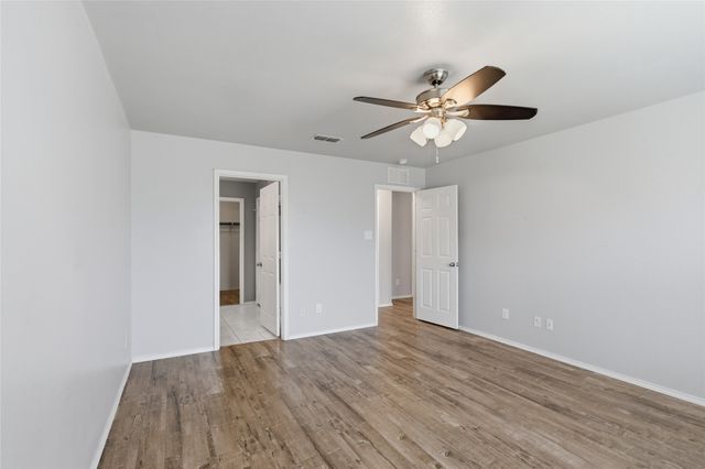 105 Honeysuckle Court, Fate, TX 75189