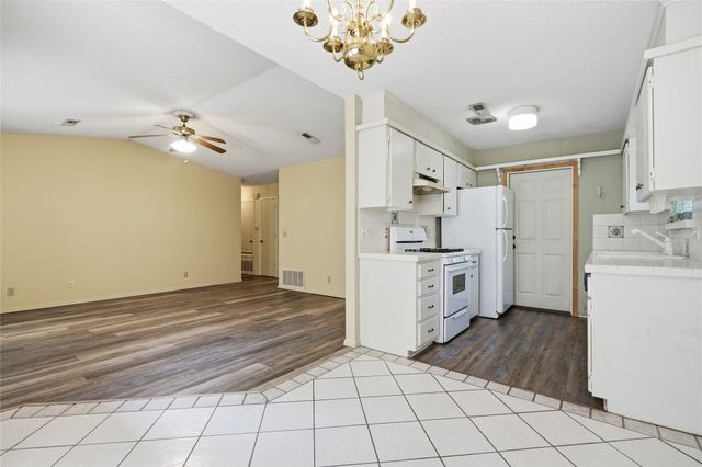 4401 S 4th Street, Broken Arrow, OK 74011
