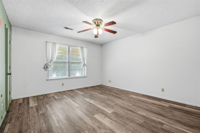 4401 S 4th Street, Broken Arrow, OK 74011