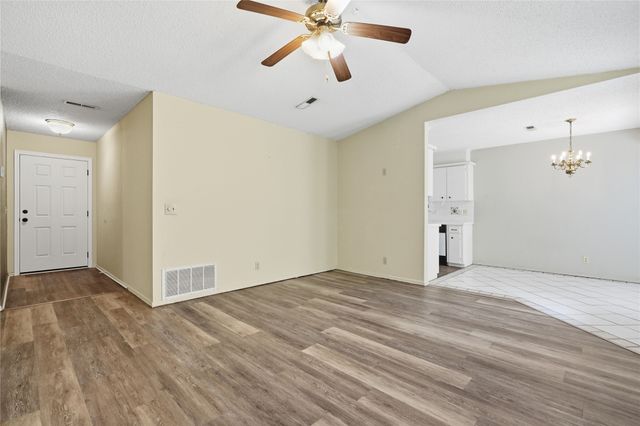 4401 S 4th Street, Broken Arrow, OK 74011