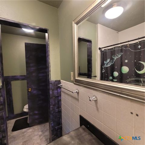706 S 1st Street, Copperas Cove, TX 76522