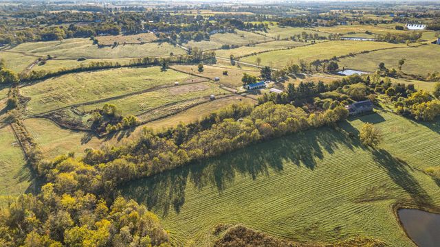 6615 Briar Hill Road, Paris, KY 40361