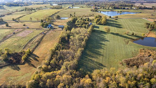 6615 Briar Hill Road, Paris, KY 40361