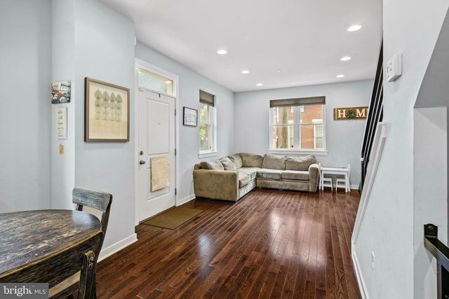 101 MERCY ST, Philadelphia, PA 19148
