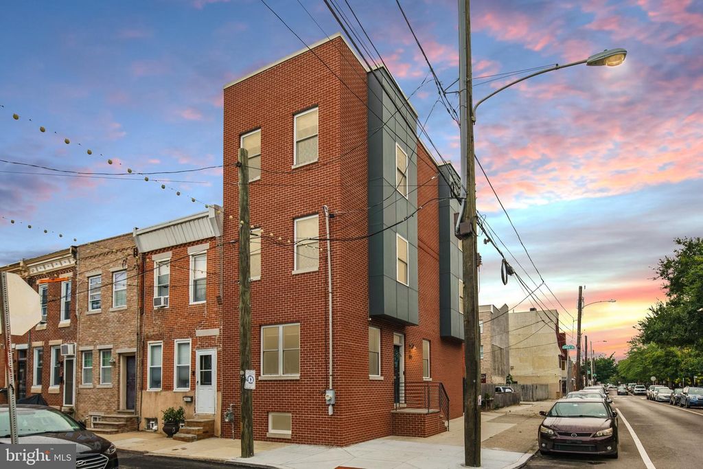 101 MERCY ST, Philadelphia, PA 19148