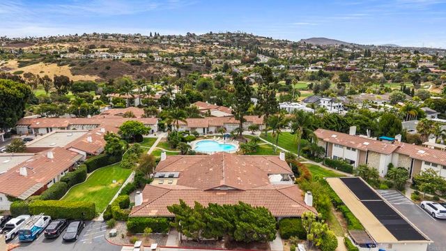 7063 Estrella De Mar Road, Carlsbad, CA 92009