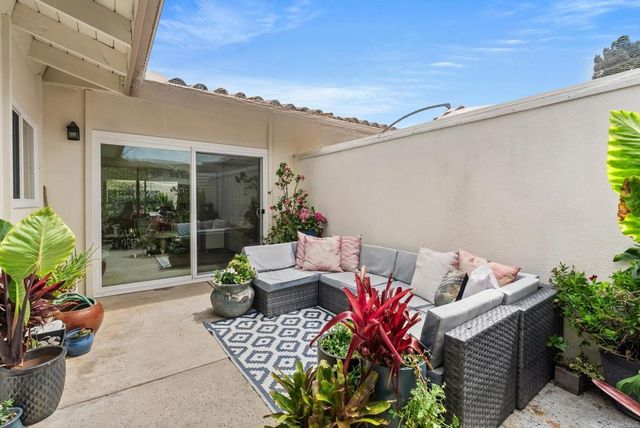7063 Estrella De Mar Road, Carlsbad, CA 92009