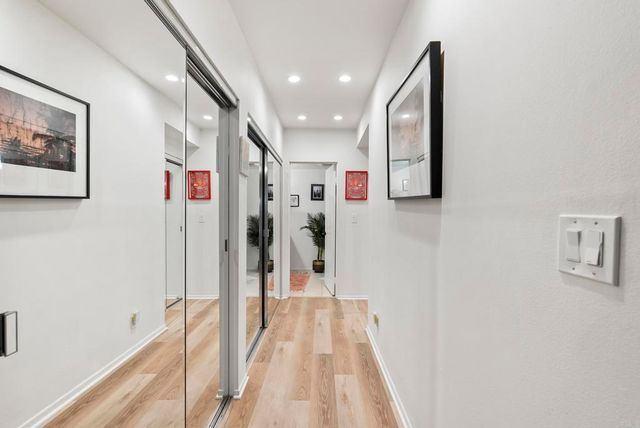 7063 Estrella De Mar Road, Carlsbad, CA 92009