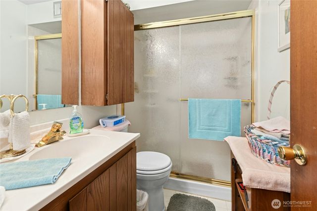 18016 N Park Ave North, Shoreline, WA 98133