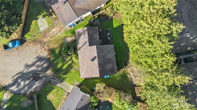 18016 N Park Ave North, Shoreline, WA 98133