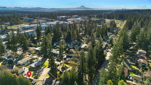 18016 N Park Ave North, Shoreline, WA 98133