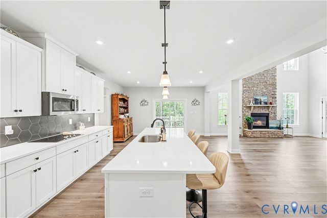 13048 Thornford Ter, Chester, VA 23838