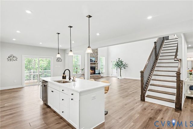 13048 Thornford Ter, Chester, VA 23838