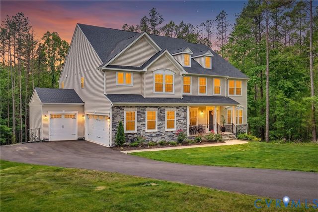 13048 Thornford Ter, Chester, VA 23838