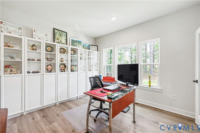 13048 Thornford Ter, Chester, VA 23838