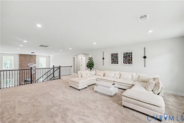 13048 Thornford Ter, Chester, VA 23838