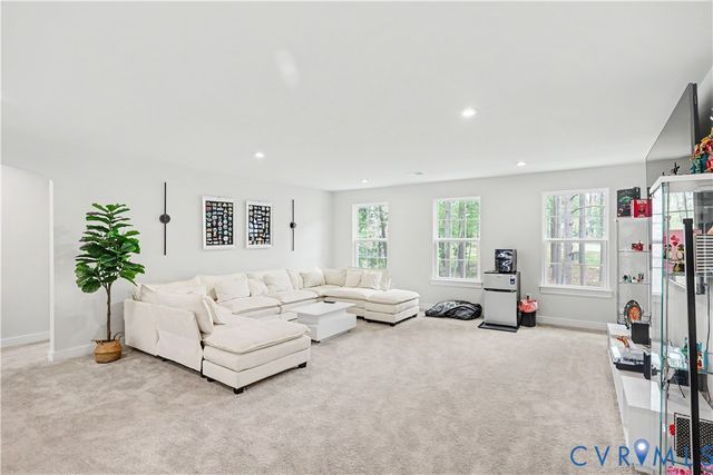13048 Thornford Ter, Chester, VA 23838