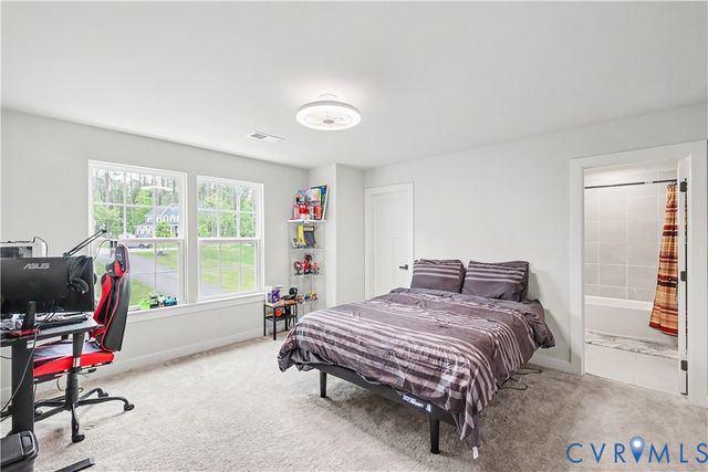 13048 Thornford Ter, Chester, VA 23838