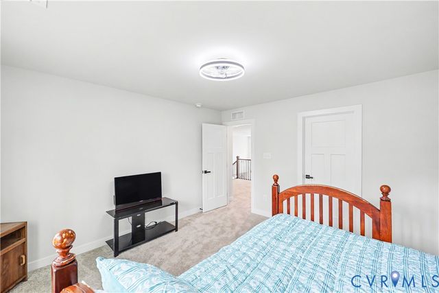 13048 Thornford Ter, Chester, VA 23838