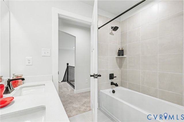 13048 Thornford Ter, Chester, VA 23838