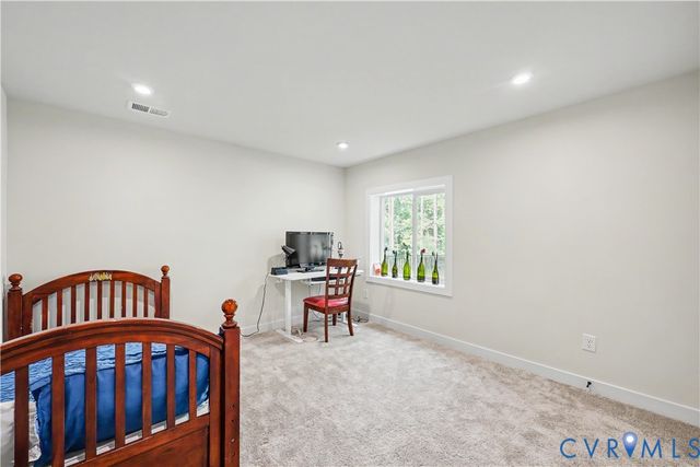 13048 Thornford Ter, Chester, VA 23838
