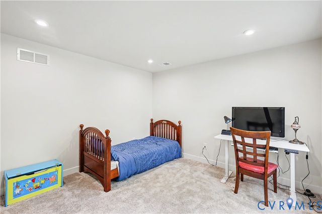 13048 Thornford Ter, Chester, VA 23838