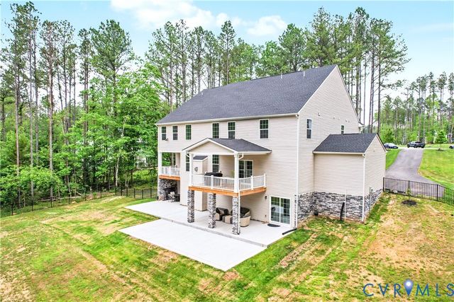 13048 Thornford Ter, Chester, VA 23838