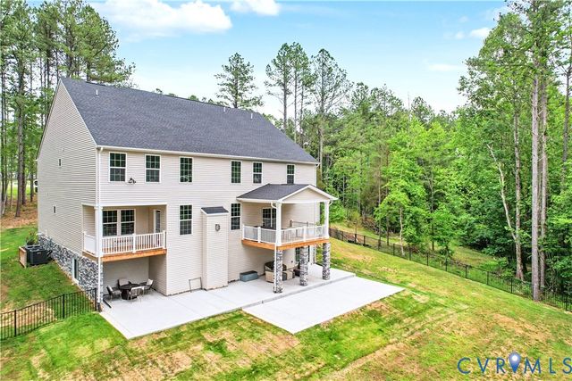 13048 Thornford Ter, Chester, VA 23838