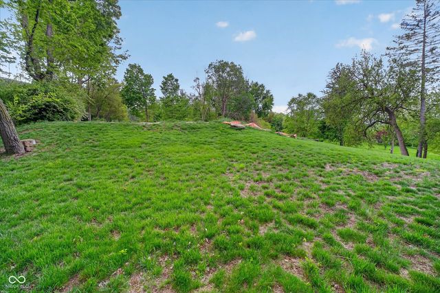 5566 Bay Landing Court, Indianapolis, IN 46254
