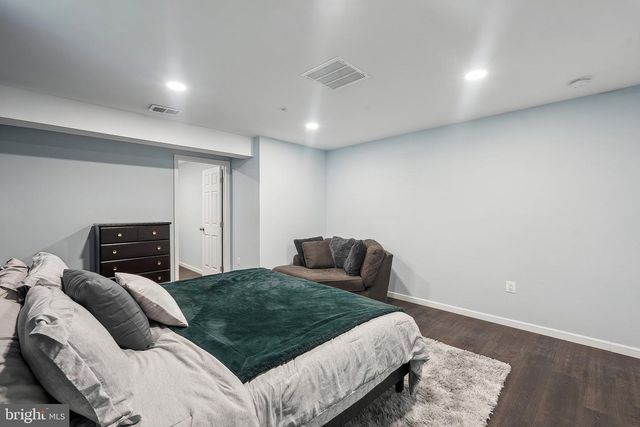12710 WALLACE CT, Hagerstown, MD 21740