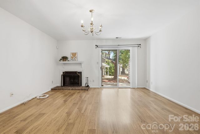 2954 Iron Gate Lane, Charlotte, NC 28212